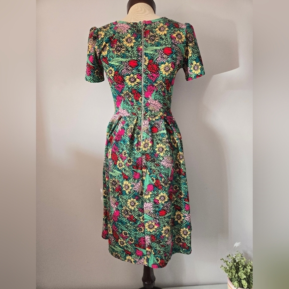 LULA ROE Floral Multicolor SHort Sleeve Midi Dress With Pockets. Size Small - Picture 6 of 13